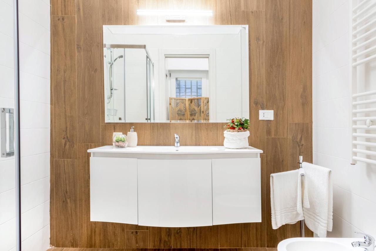 Donna Teresa Central & Cozy Apartment Taranto Luaran gambar